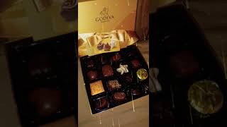 #yummy #godiva #delicious #chocolates #strawberry #shorts #2022 🍓 🍫 🤩