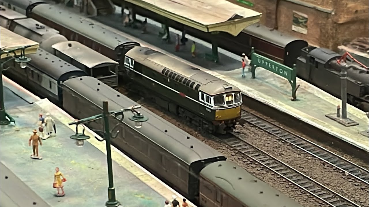 Taunton model show pt 2 YouTube