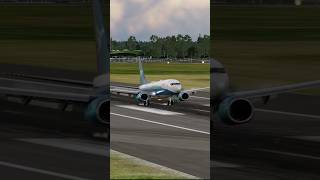 Landing at Gatwick (EGKK) | X-Plane 12 | B738-800 ZiboMod #shorts