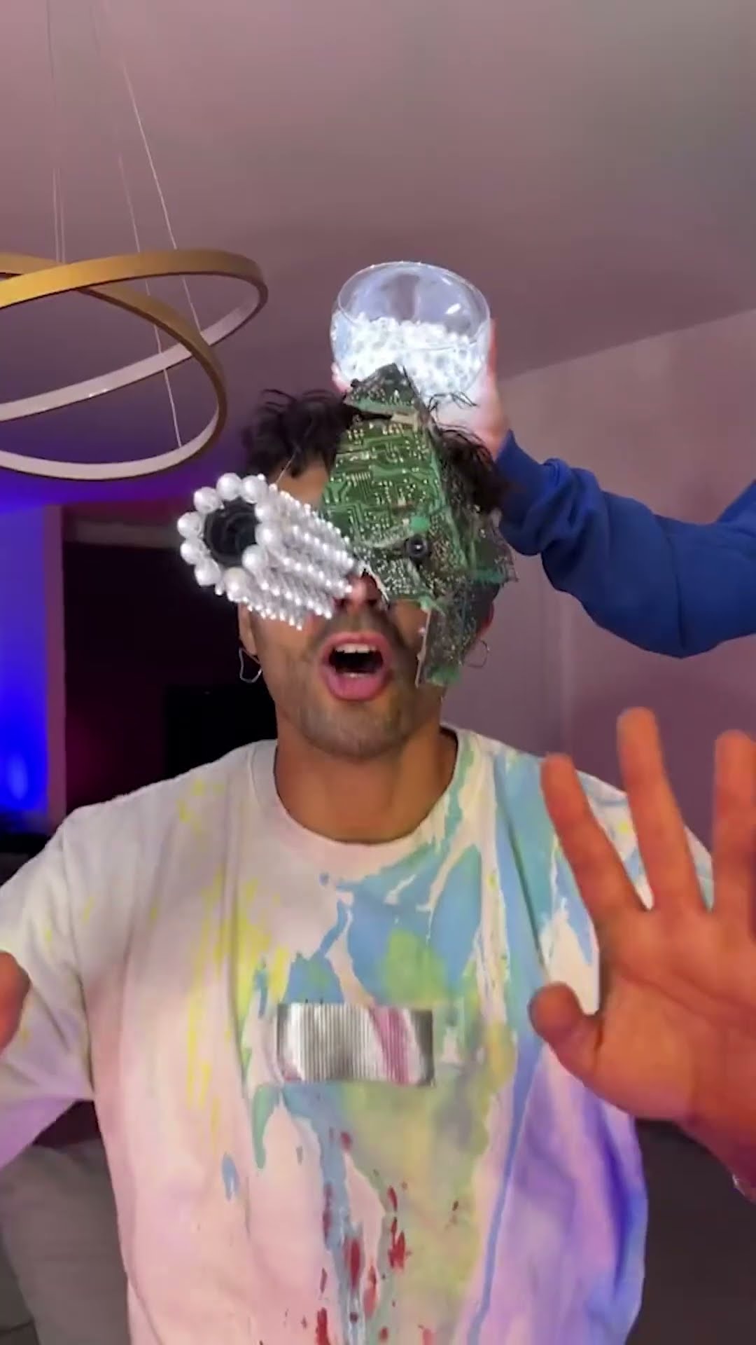 Episode of PhotoVideos: Cyborg Younes