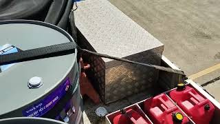 How to tie a drum on flat bed truck