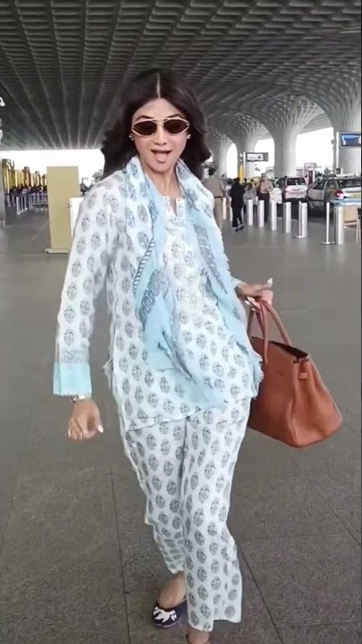 shilpashetty new style 😱😅😅😅😅😅😅#shorts #shilpashetty
