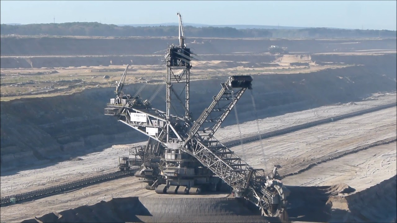 Biggest Excavator In The World Bucketwheel Excavator 291 Moves biggest-excavator-in-the-world-bucketwheel-excavator-291-moves