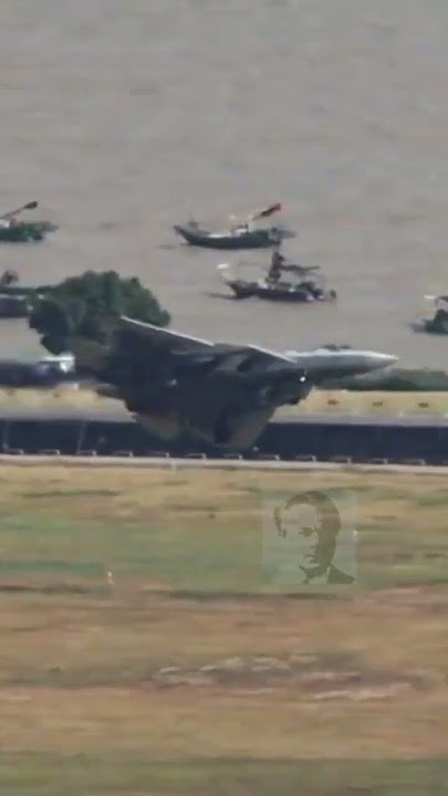Sukhoi Su-57 dengan suara Suling khas nya #zhuhai #su57 #bogdan #sukhoi #felon