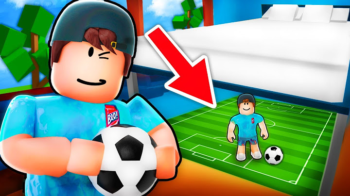 I Built SOCCER STADIUM in MY HOUSE.. (Brookhaven RP)