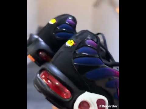 لاريني الاخيرة من برشلونة