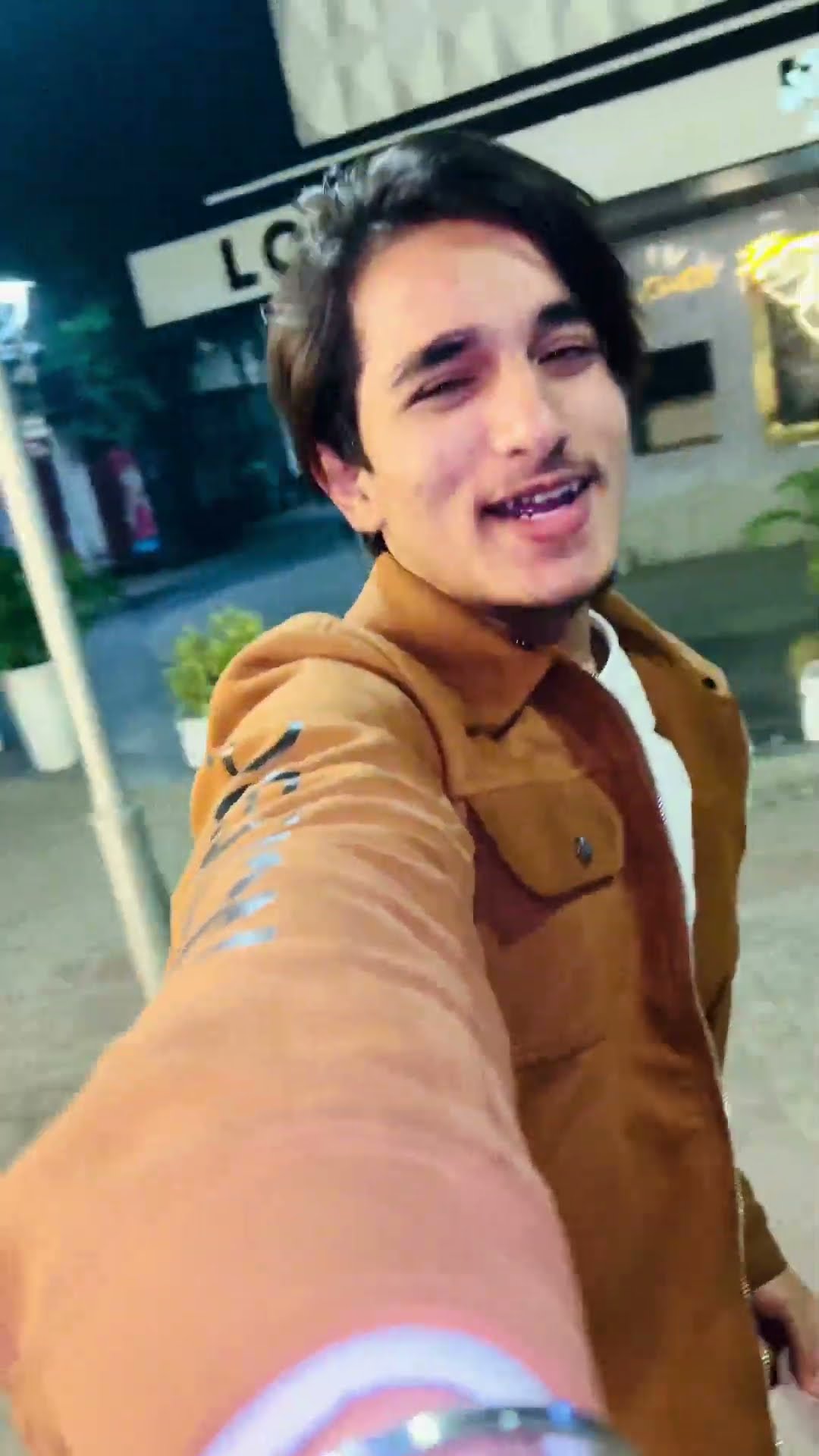 sigma boy #suhailabbasi500 #minivlog #viralminivlog #sanayaa_sameer_24 #so funny ? #dance ???