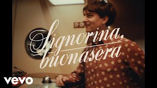 Maria Antonietta, Colombre - Signorina, buonasera (Official Video) Details