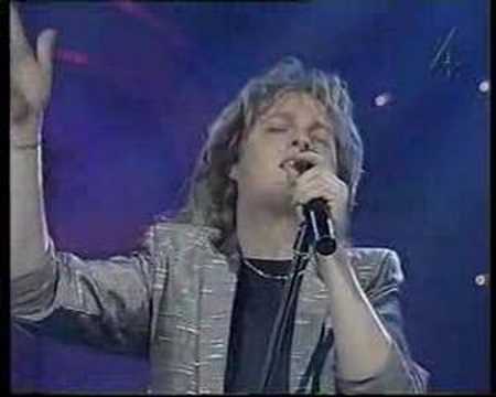 Ulrik Arturn - You're The Voice - John Farnham