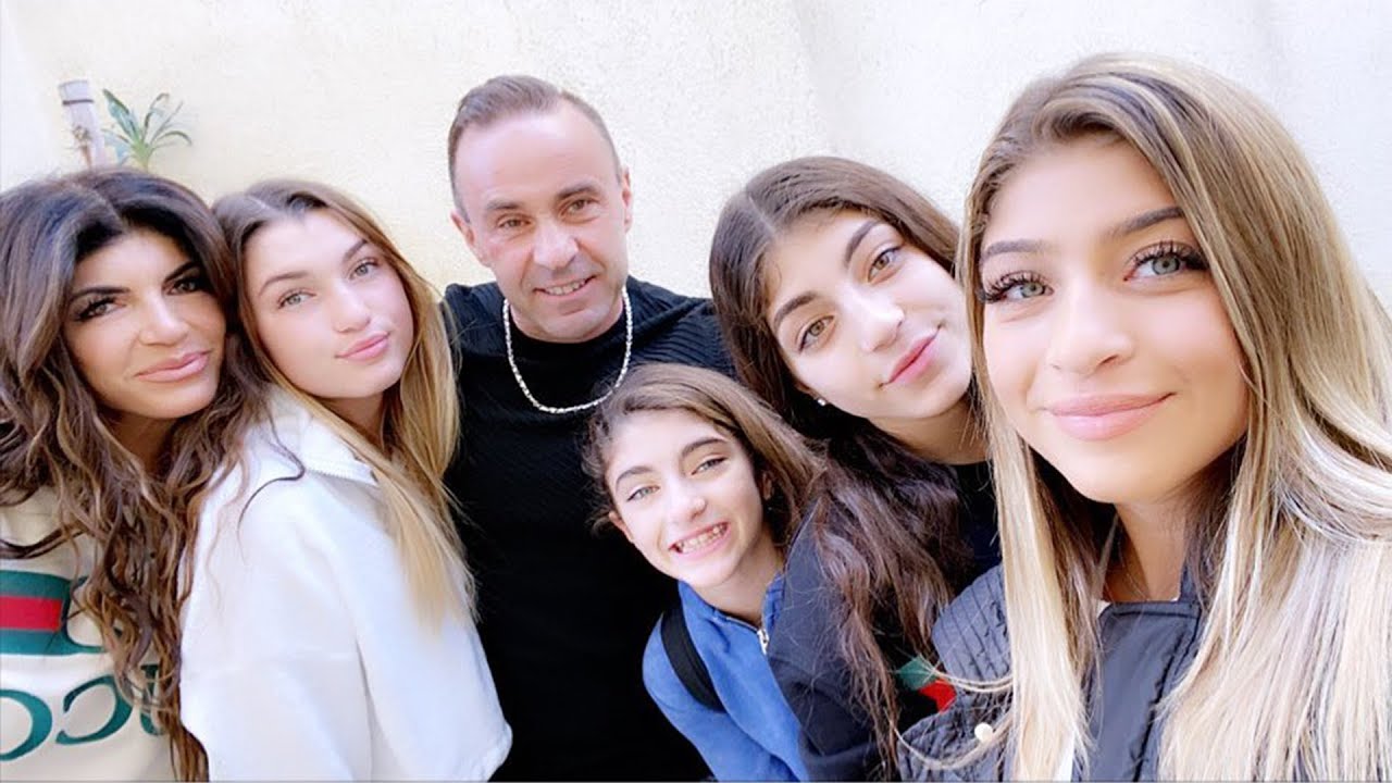 Teresa and Joe Giudice Reunite in Italy