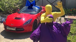 Yellow Man made Present gift Car Corvette for Purple Fat Man w/ Funny Video for Kids