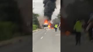 Saint-Médard-en-Jalles : un bus TBM a pris feu