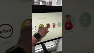 Peloton screen not working