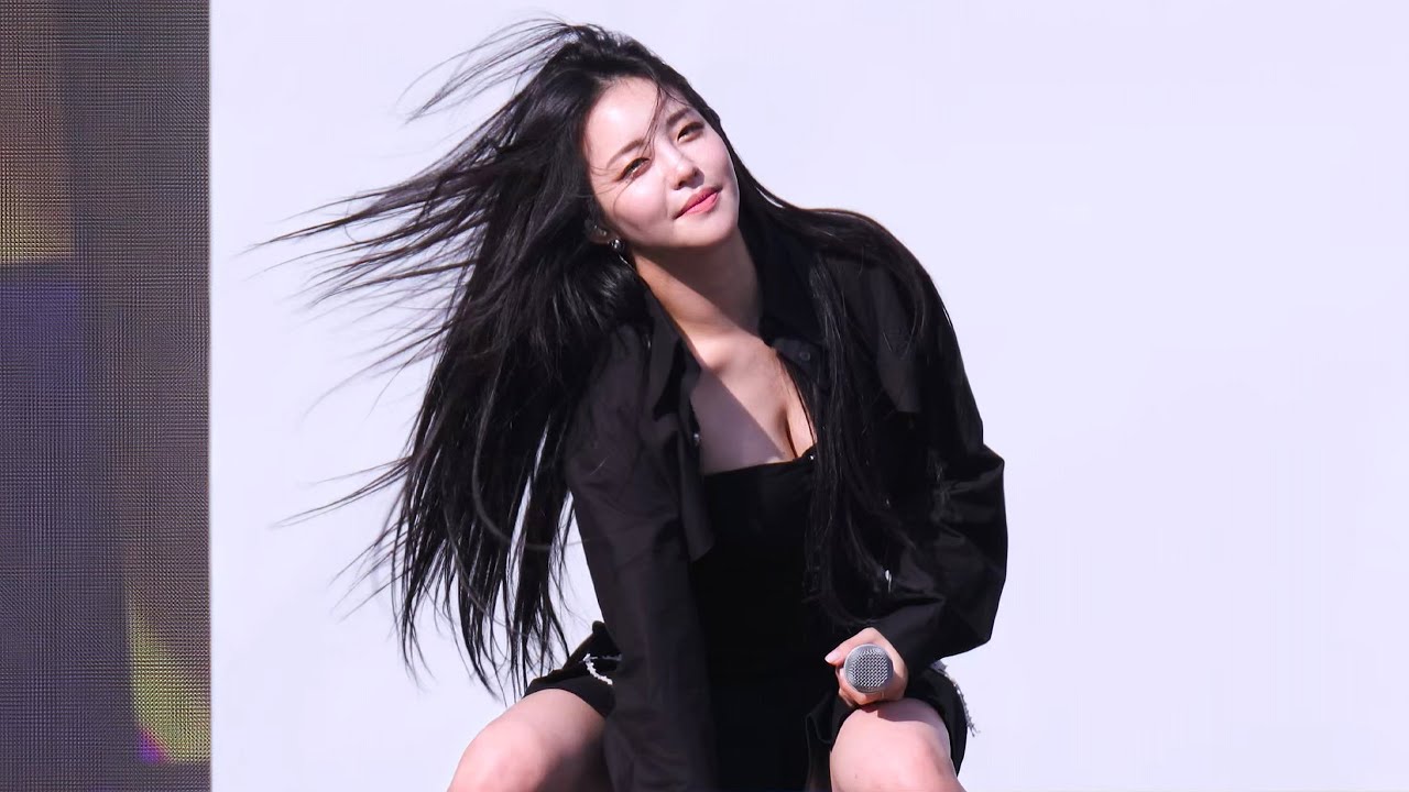 221023 유정 YUJEONG 브레이브걸스 Brave Girls '롤린 Rollin' 4K 60P 직캠 @CAST PARK STAGE by DaftTaengk