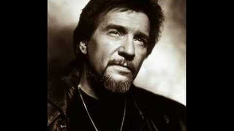 Waylon Jennings - Where Corn Don