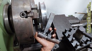 Radius cutting on a lathe using a homemade tools for pipe bending