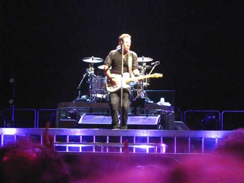 BRUCE SPRINGSTEEN - Long Walk Home - 10/03/09 - Giants Stadium