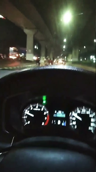STORY NYETIR MOBIL X FANDER MALAM HARI