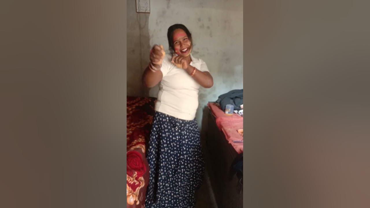 falgun me holi khelungi