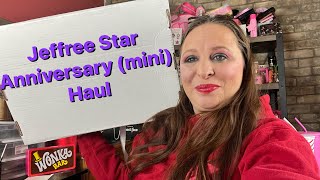 My mini Jeffree Star anniversary haul!! by Roxanne's Make Up Channel 75 views 5 months ago 9 minutes
