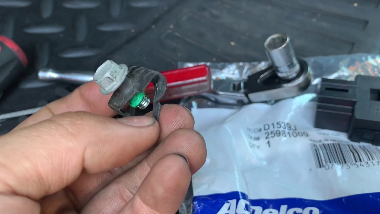 GMC Sierra / Chevy Silverado Brake Light Switch Replacement - P0573 -  YouTube