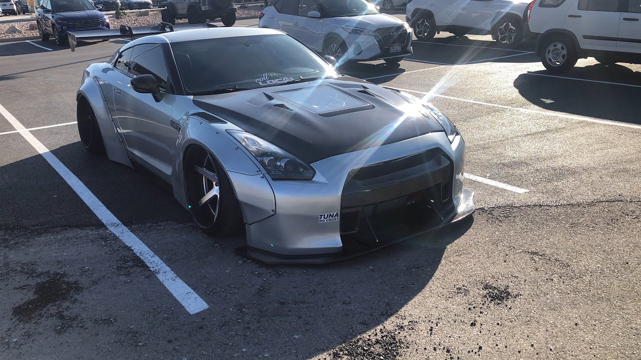 Wide body GTR R35 - YouTube