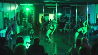 8-Diva-Int2-3-Fergie-