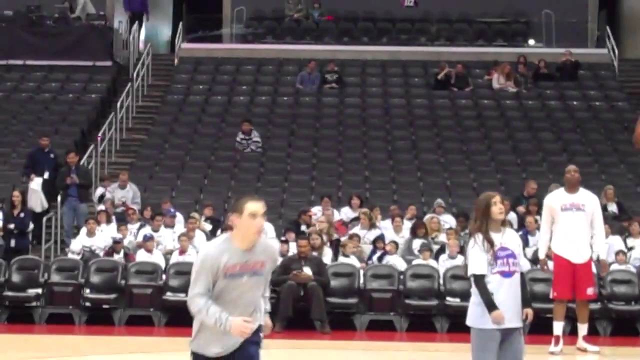 Blake Griffin and Dave Severns - Free Throws PreGame - YouTube