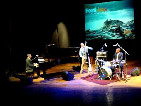 Eric Byrd Trio en el Teatro Municipal 3