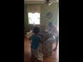 Dad surprise his kids after ten mouths in jail Dad surprise his kids after ten mouths in jail