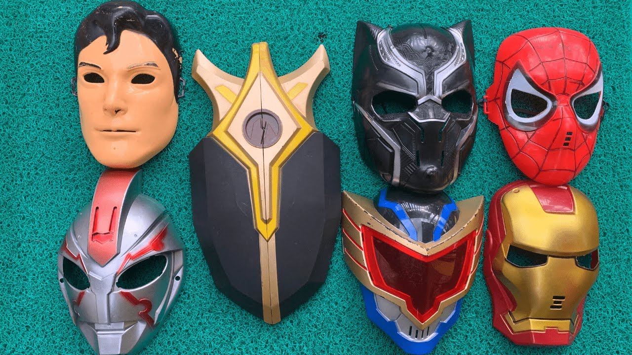 Topeng Bima s,iron Man, Power Rangger Hijau, Black Panther, Thanos ...