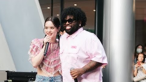 ALLY feat. Pink Sweat$ ในเพลง  At My Worst @ งาน PINK SUMMER