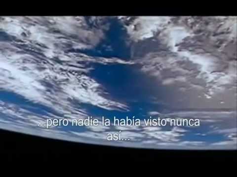 The Pale Blue Dot - Carl Sagan 1990 (Subtitulado)