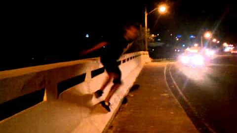 Parkour almost went bad!"Eric cepeda"