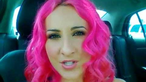 Ask Iris: Software engineer, software developer or programmer?