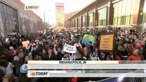 Gym Class Heroes : Stereo Hearts feat. Adam Levine - Live on The Today Show 02/03/2012