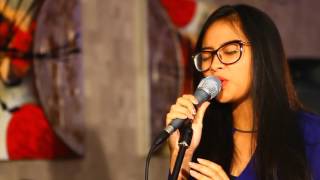 Video thumbnail of "Butterfly - Gretchen Parlato, herbie hancock ( Cover by Panggayana )"