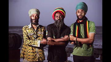 Africa Nyumbani, Swahili Reggae - Ras Mizizi, Ras Gwandumi & Eli Hekima