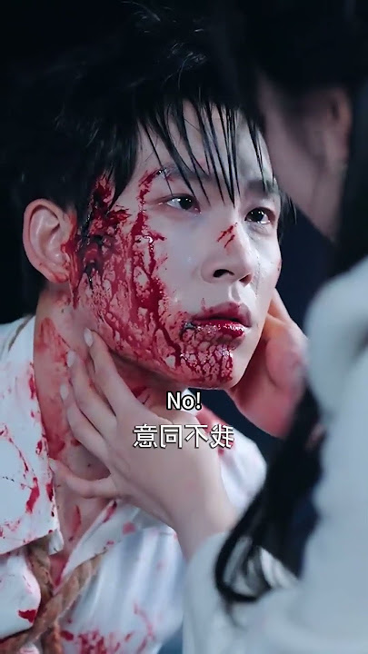 Kiss me😢 #ACrazymafiabossfellinlovewithagirl #chensi
