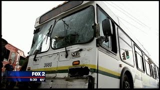 City of Detroit hasn't paid out lawsuit from 2012 bus accident