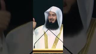 VERY EMOTIONAL YOUNG BOY CRIES WHILE SPEAKING TO MUFTI MENK