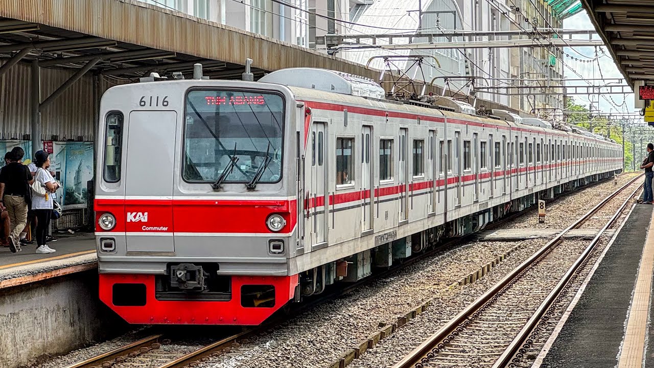 Kumpulan KRL Commuter Line di Stasiun Rawa Buntu! TM 6000 ex Chiyoda ...