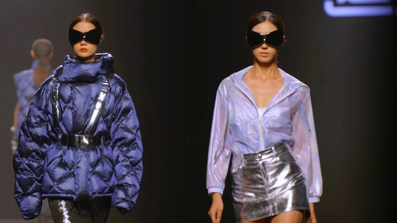 Style meets tech at Guangdong Fashion Week - YouTube