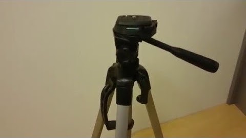 AmazonBasics 60-Inch Lightweight Tripod with Bag - $23.49 -  review - quick overview