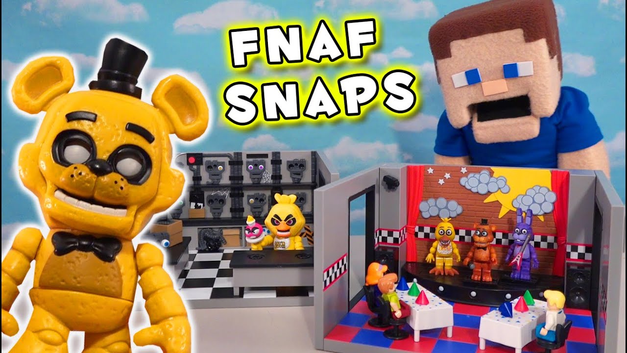 Five Nights at Freddy's SNAPS! Toy Freddy with Storage Room Playset