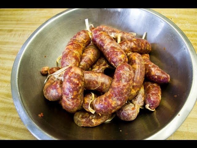 How to make Kwah Ko (Cambodian Sausage) class=