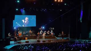 Moein - Tamana  - Live Concert in Toronto 2022 / آهنگ تمنا معین در کنسرت زنده تورنتو ۲۰۲۲ Resimi