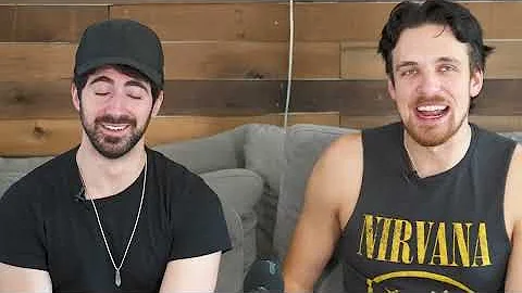 Watching *TURNING RED* for the first time (its wild)