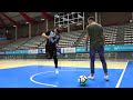 Saúl aprende de la magia de Ricardinho