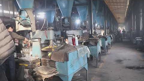 The Production of Malleable Cast Iron Fittings: Molding, Casting, Threading and Galvanizing